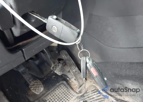 2011 Volkswagen Jetta Sportwagen 2.0L Tdi from USA, damaged, VIN 3VWML7AJ6BM676040